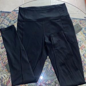 Victoria’s Secret Pocket Leggings 10